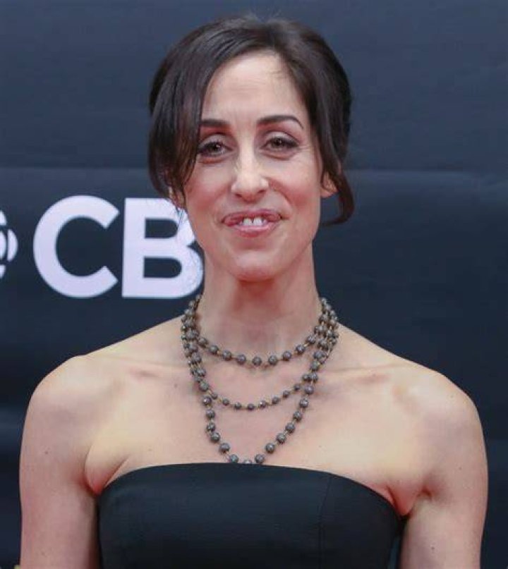 Catherine Reitman Lips Why Are Netizens Going Crazy?
