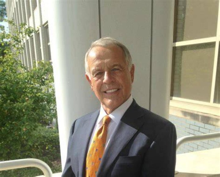 Charles D. Lowe Top Attorney