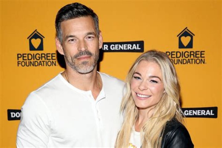 LeAnn Rimes Wiki-Bio, Age, Married, Husband, Career, Net Worth, Songs
