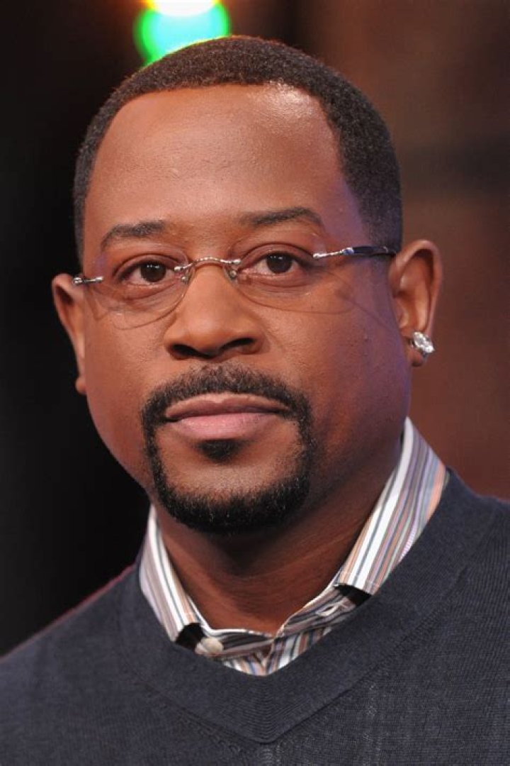 Martin Lawrence's Eldest Daughter Jasmin Flaunts Her Curves in a Black