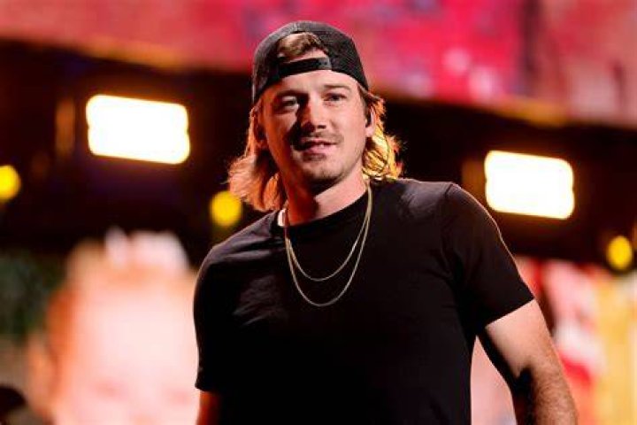 Wallen's baby mama Katie Smith slams 'cruel situations' in
